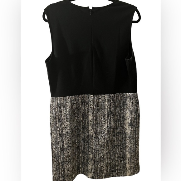 LOFT Dress - Picture 2 of 2